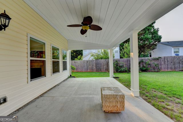 577 Ives Circle NW, Lilburn, GA 30047