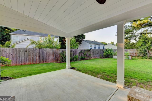 577 Ives Circle NW, Lilburn, GA 30047
