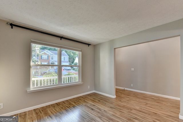577 Ives Circle NW, Lilburn, GA 30047