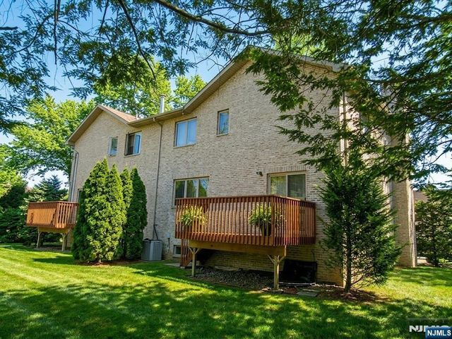 55 Columbus A, Tenafly, NJ 07067