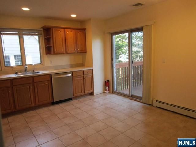 55 Columbus A, Tenafly, NJ 07067