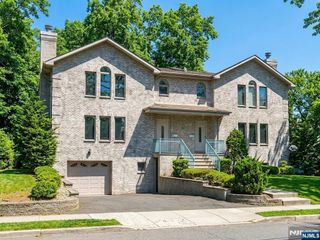 55 Columbus A, Tenafly, NJ 07067
