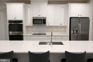 13695 INNOVATION STATION LOOP #77B, Herndon, VA 20171