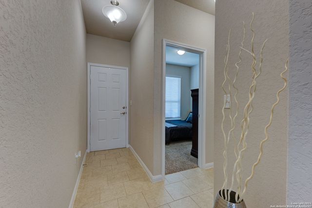 6907 Hibiscus Falls, San Antonio, TX 78218