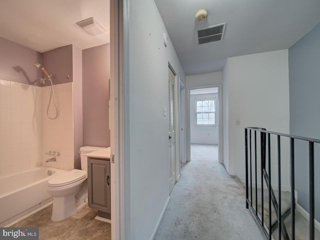 9865 HIGH WATER CT, Burke, VA 22015