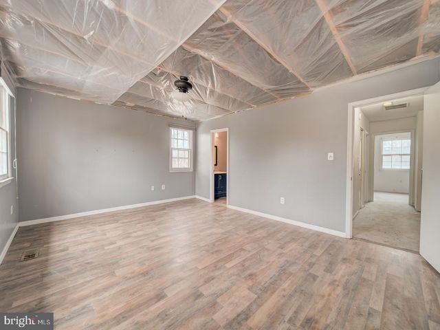 9865 HIGH WATER CT, Burke, VA 22015