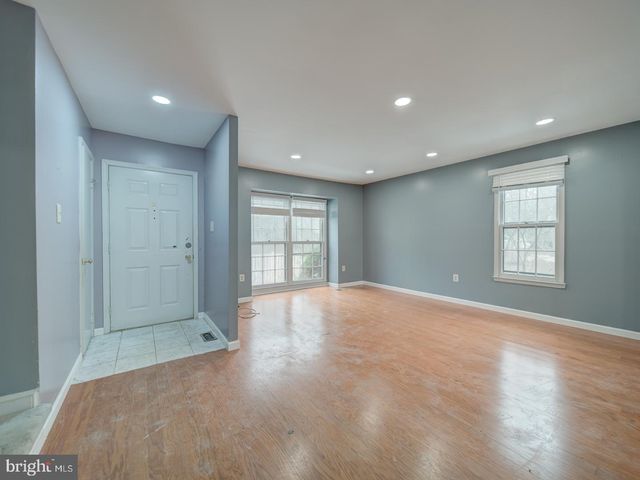 9865 HIGH WATER CT, Burke, VA 22015