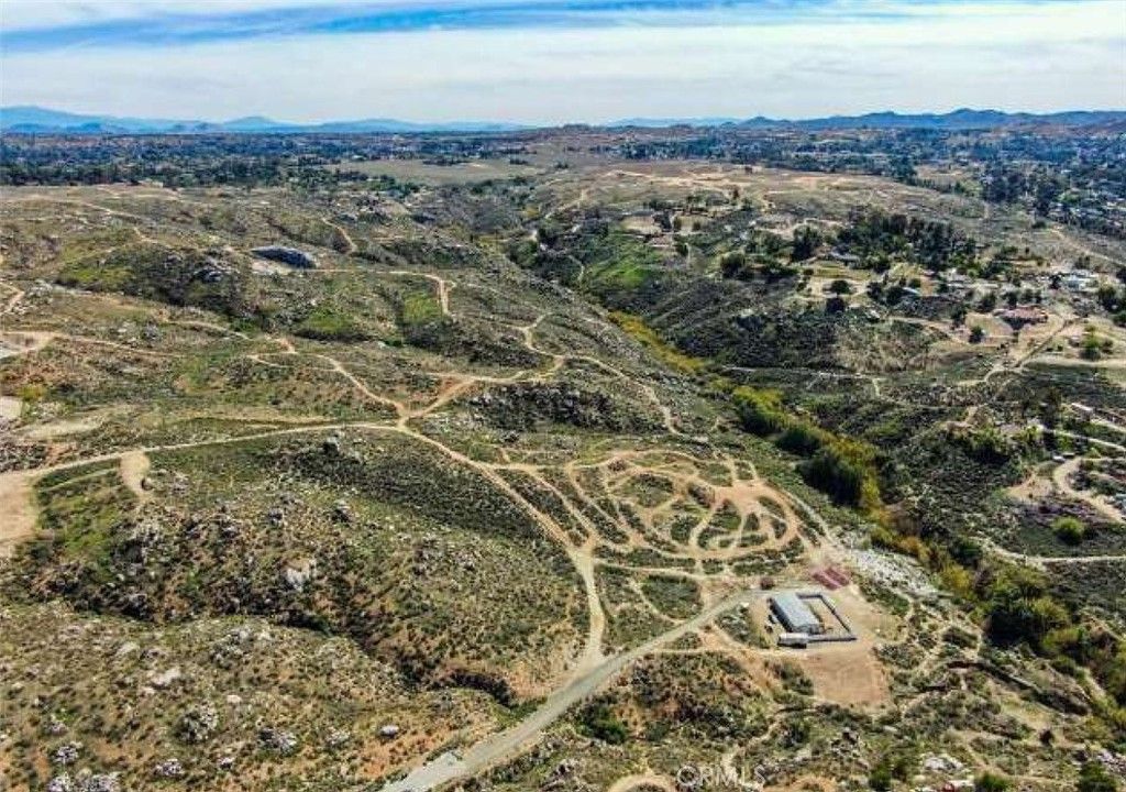 Image 13 of property listing at 0 Horizon View Drive, Riverside, CA 92506
