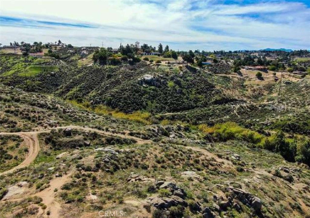 Image 14 of property listing at 0 Horizon View Drive, Riverside, CA 92506