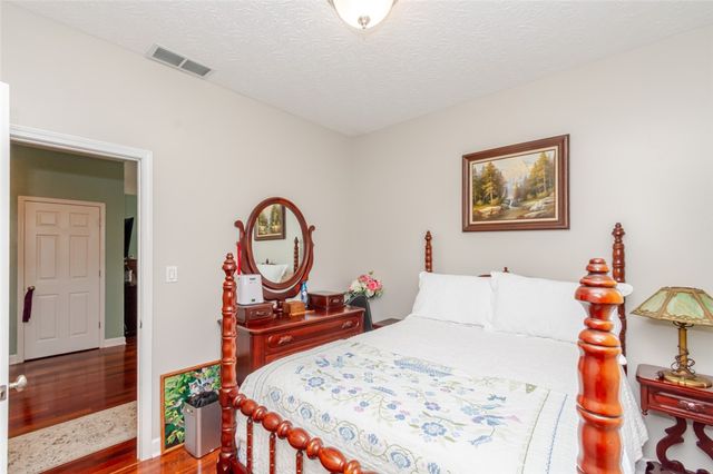 8037 Timberwind Trail, Franklin Twp, OH 45005