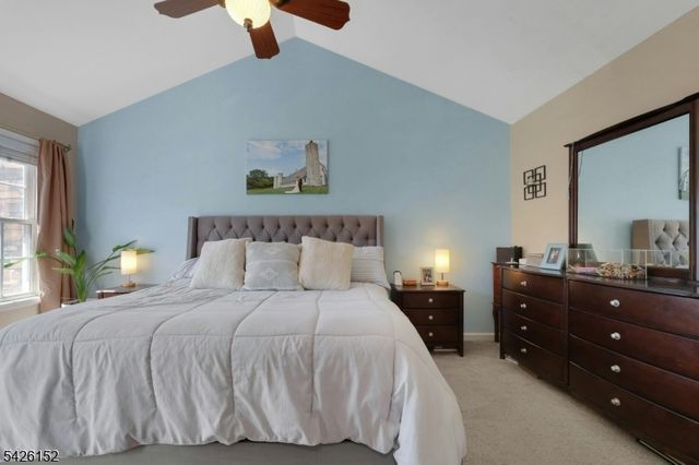 80 Magnolia Way, North Haledon Boro, NJ 07508