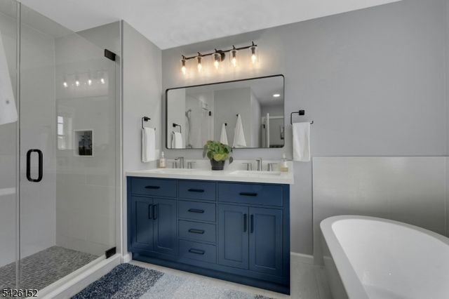 80 Magnolia Way, North Haledon Boro, NJ 07508