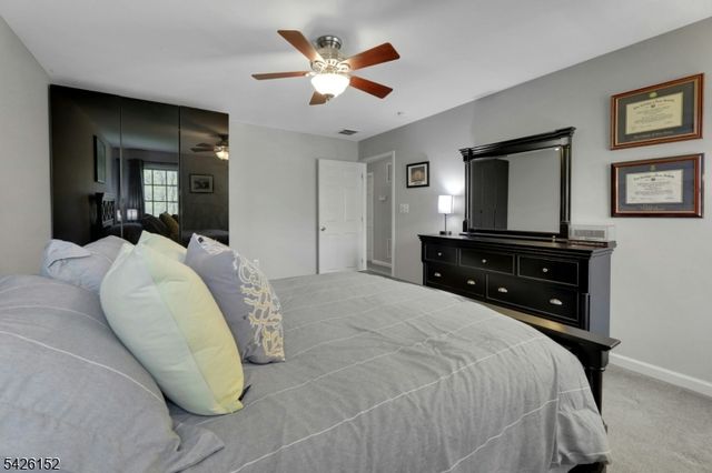 80 Magnolia Way, North Haledon Boro, NJ 07508