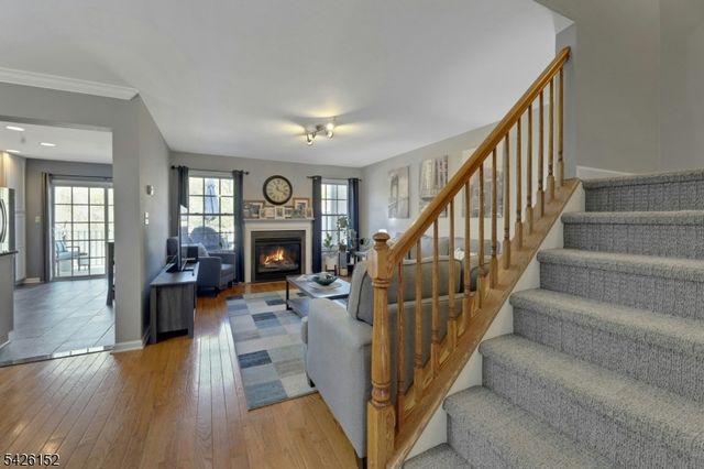 80 Magnolia Way, North Haledon Boro, NJ 07508