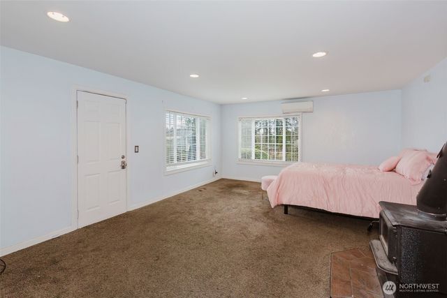 3305 Pine Road, Bremerton, WA 98310