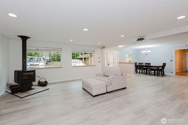 3305 Pine Road, Bremerton, WA 98310