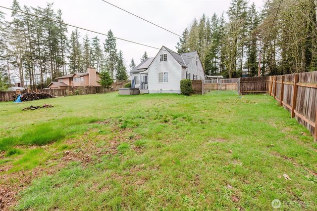 3305 Pine Road, Bremerton, WA 98310