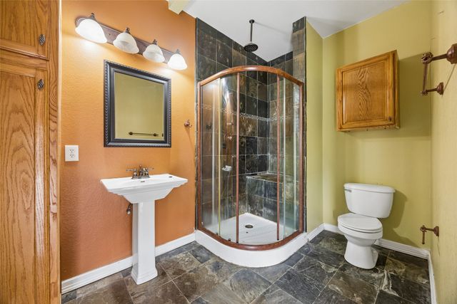 217 Matlock Meadow Drive, Arlington, TX 76002