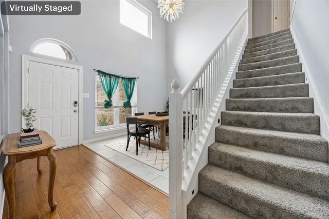 217 Matlock Meadow Drive, Arlington, TX 76002