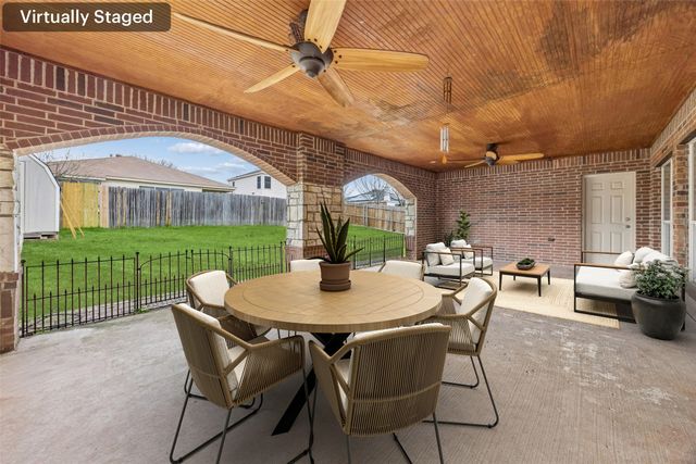 217 Matlock Meadow Drive, Arlington, TX 76002