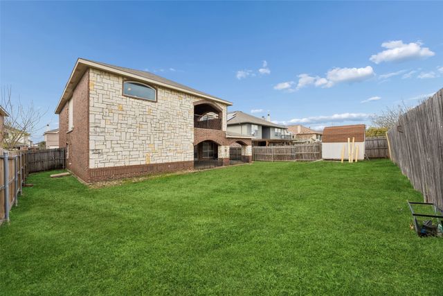 217 Matlock Meadow Drive, Arlington, TX 76002