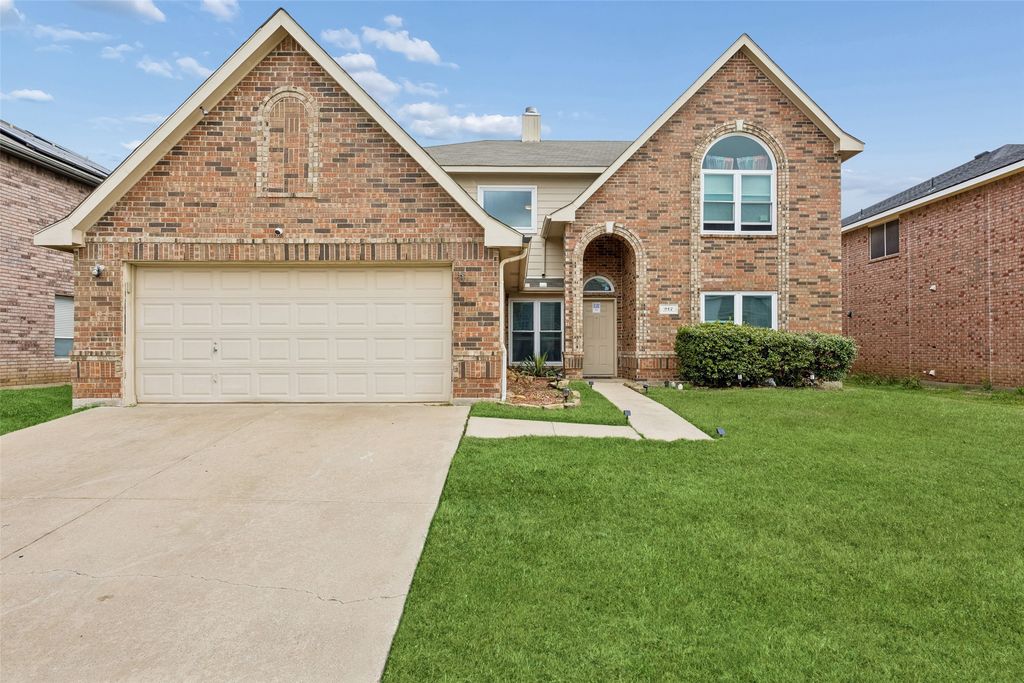 217 Matlock Meadow Drive, Arlington, TX 76002