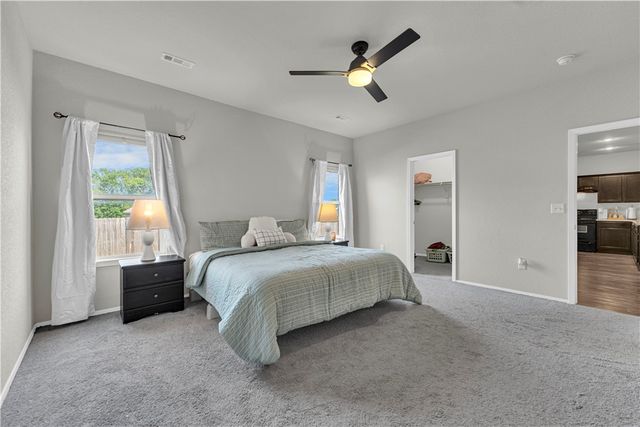 2229 N Champions Court, Siloam Springs, AR 72761