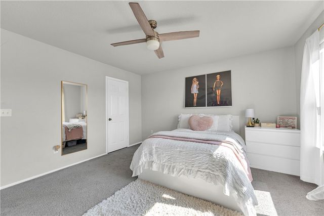 2229 N Champions Court, Siloam Springs, AR 72761