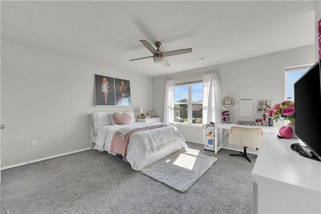 2229 N Champions Court, Siloam Springs, AR 72761
