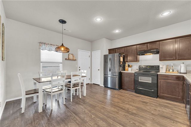 2229 N Champions Court, Siloam Springs, AR 72761