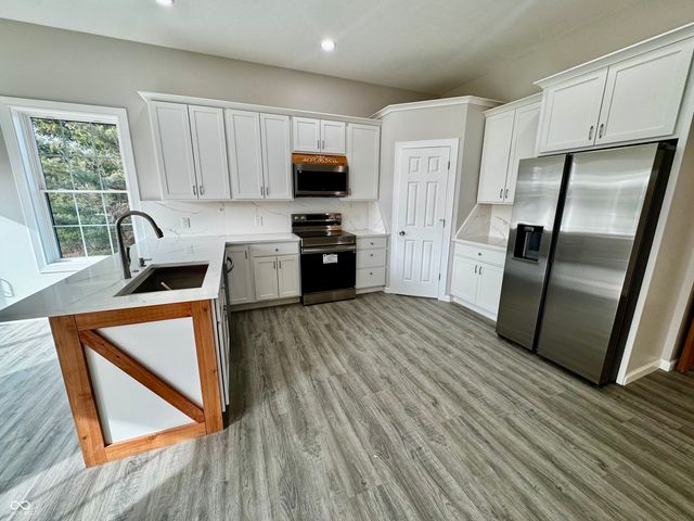 780 Northern Acres Drive, Ladoga, IN 47954