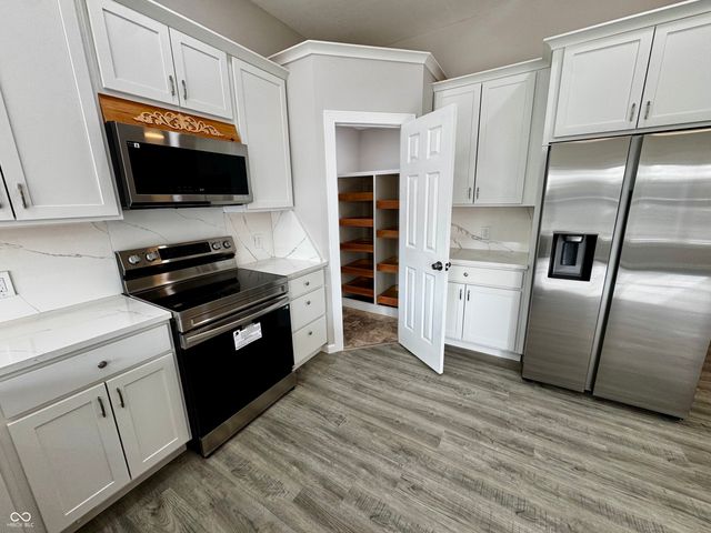780 Northern Acres Drive, Ladoga, IN 47954
