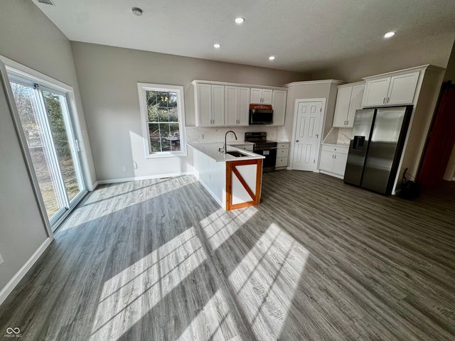 780 Northern Acres Drive, Ladoga, IN 47954