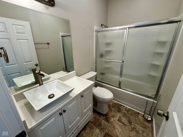 780 Northern Acres Drive, Ladoga, IN 47954