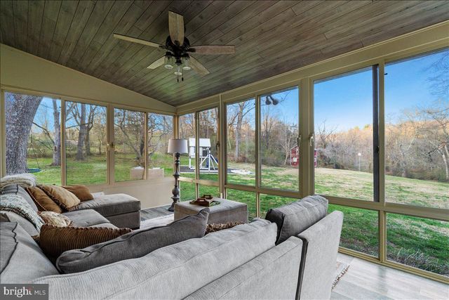 53 NEDSLAND AVE, Titusville, NJ 08560