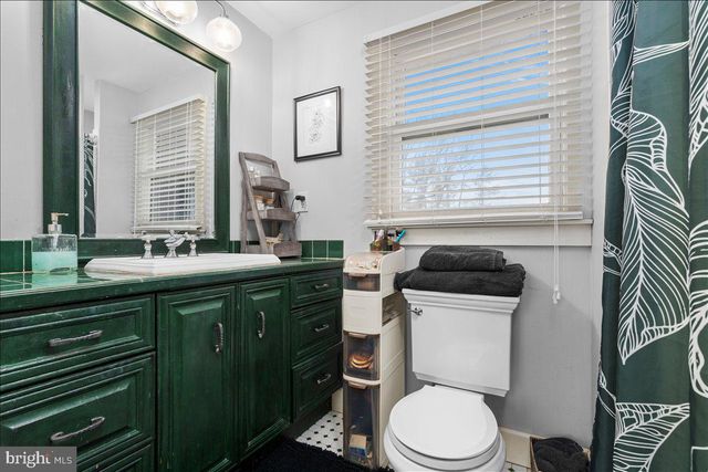 53 NEDSLAND AVE, Titusville, NJ 08560