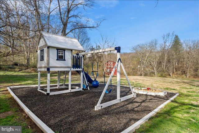 53 NEDSLAND AVE, Titusville, NJ 08560