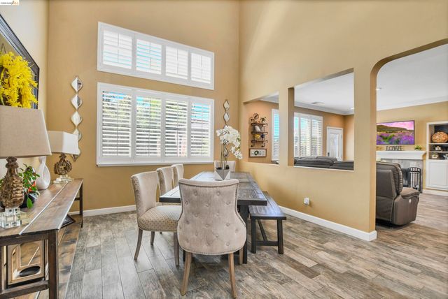 2174 Newton Dr, Brentwood, CA 94513