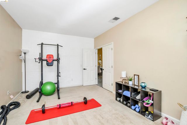 2174 Newton Dr, Brentwood, CA 94513