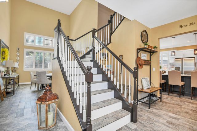2174 Newton Dr, Brentwood, CA 94513