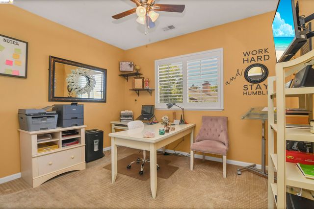 2174 Newton Dr, Brentwood, CA 94513