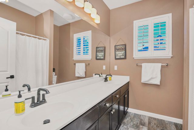 2174 Newton Dr, Brentwood, CA 94513