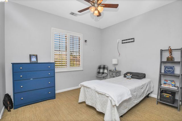 2174 Newton Dr, Brentwood, CA 94513