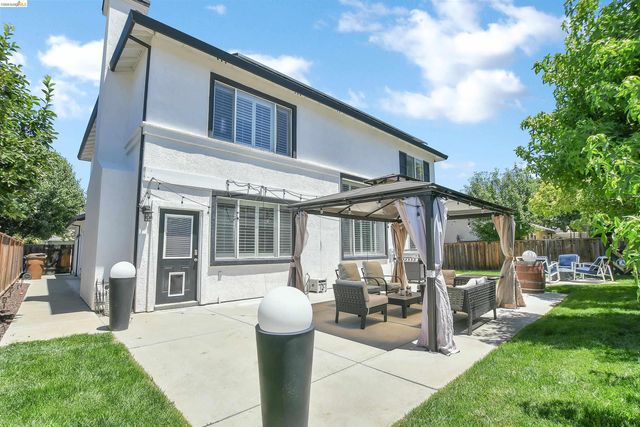 2174 Newton Dr, Brentwood, CA 94513