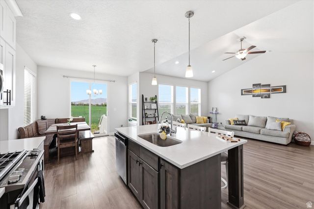 1282 S 50 E, Salem, UT 84653