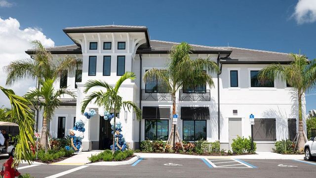 4397 Pinafore Street Hallmark 216, Vero Beach, FL 32967