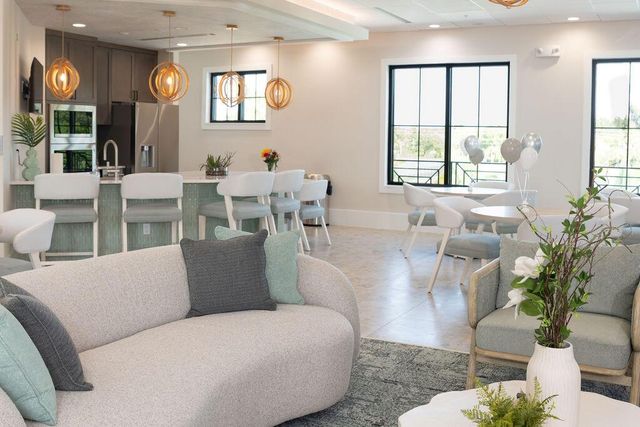 4397 Pinafore Street Hallmark 216, Vero Beach, FL 32967