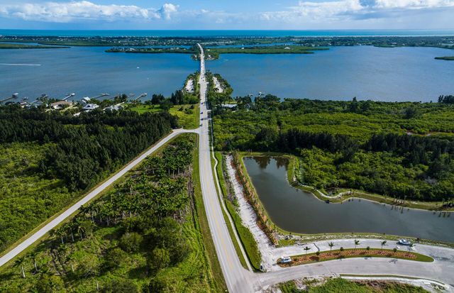 4397 Pinafore Street Hallmark 216, Vero Beach, FL 32967