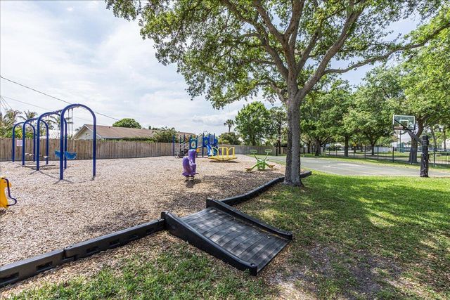 6198 Riverwalk Lane 1, Jupiter, FL 33458