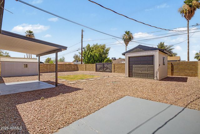 602 E OSAGE Avenue, Apache Junction, AZ 85119